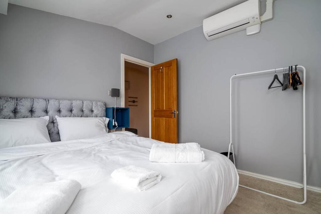 Luxury Apartment Located Near Marble Arch & Baker Street Londres Exterior foto